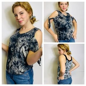 SALE🌺Tie-dye cutout shoulders w/ ties